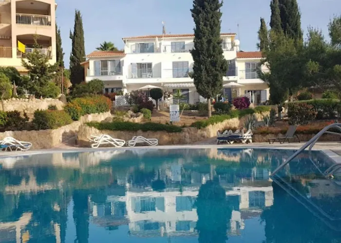 H&O Regina Garden Ap New In Paphos!