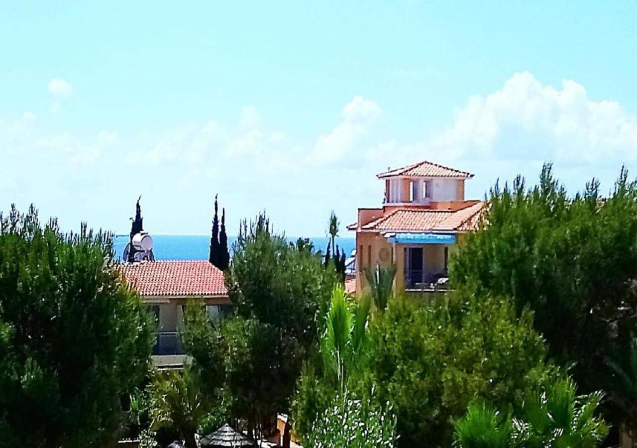 Apartment H&o Regina Garden Ap New In Paphos!